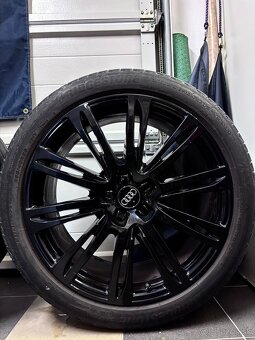 Audi Black S-Line R20 orig. Letne - 5