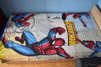 Paplón a vankúš Spiderman - 5