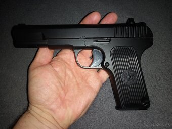 Pištoľ TT-33 Tokarev - replika, kov(nová) - 5