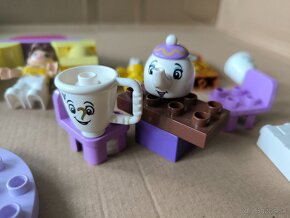 Lego Duplo Bella a dinosaury - 5