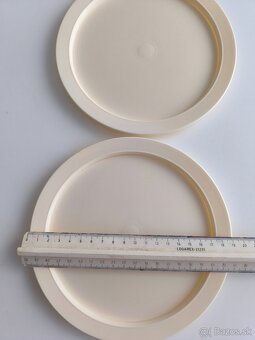 ná4 tácky, malé tanieriku Tupperware+ 1 zdarma - 5
