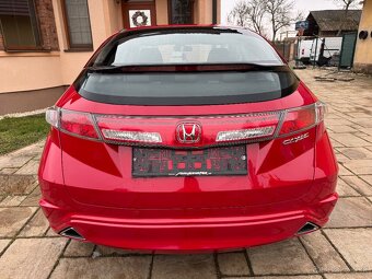 Honda Civic 1.4i, VTEC, benzin, rok 2011 - 5