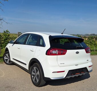 Kia Niro 1.6 GDi 77/KW105 koní Hybrid - Benzín R.V.09/2016 - 5