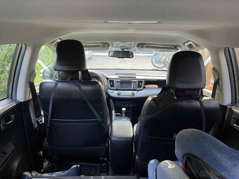 Toyota RAV4 - 5