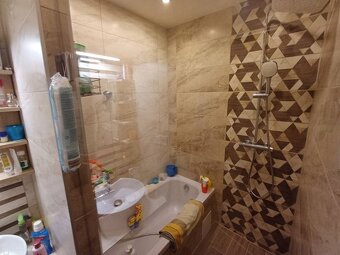 4 izbový byt s balkónom,blízko centra. - 5