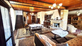 Veľký rodinný dom s úžitkovou plochou 330 m2, postavený... - 5