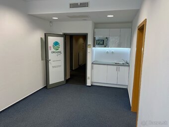 Kancelária na prenájom v Bratislave v Ružinovskej novostavbe - 5