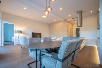 PREDAJ Luxusný 2 izbový byt 74m2 + 41m2 terasa, Staré Mesto - 5