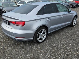 Audi A3 2.0 TDI Design S tronic - 5