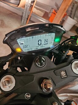 Suzuki sv650x - 5