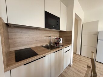 BEZ PROVIZIE Prenájom 1-izbový byt Bratislava - 5