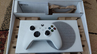 Predám Xbox Series S 512GB SSD – 2 x ovládače. - 5