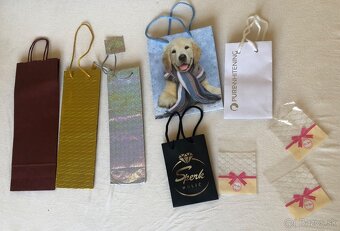 ———-Balíček darčekových tašiek a vreciek, 2 E———- - 5