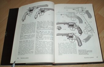 Revolvery a pistole - 5