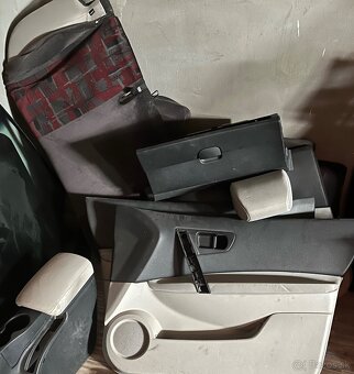 Vsetko komplet za 200e Nissan Qashqai 1.6 Benzín - 5