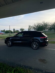 Postupim leasing/autouver Porsche Cayenne Turbo - 5