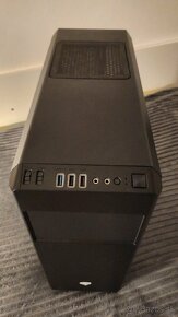 ➡️ Pevné PC herné puzdro GENESIS TITAN 550 plus ⬅️ - 5
