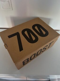 Adidas Yeezy Boost 700 MNVN Black - 5