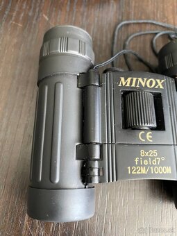 Kompaktný binokulár MINOX 8x25 Field 7° - 5