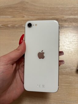 iPhone SE 2020 - 5