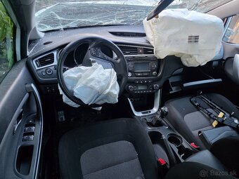 Kia ceed combi 1,6gdi 2014 - 5