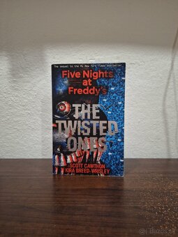 Five Nights at Freddy's knihy v ANJ - 5