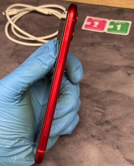 Apple iPhone 11 64 GB Product Red / nová batéria - 5