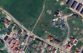 NA PREDAJ stavebný pozemok Stará Lesná - výmera 1379 m2 - 5