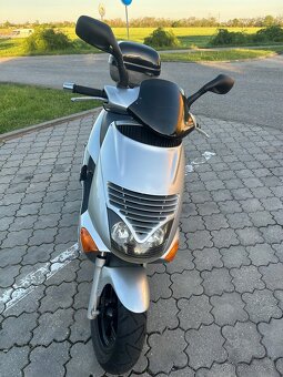 Aprilia Leonardo 150 - 5