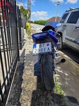 Yamaha r1 - 5