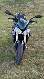 Triumph Street Triple 675 - 5