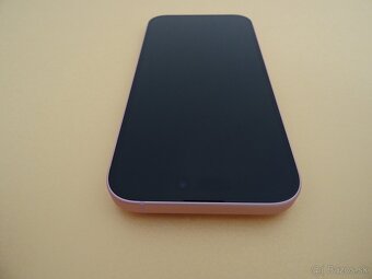 iPhone 15 128GB PINK - ZÁRUKA 1 ROK - PERFEKTNY STAV - 5