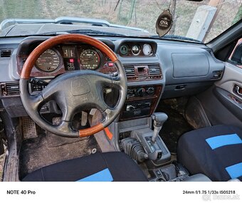 Mitsubishi Pajero - 5
