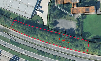 PODNIKATEĽSKÝ ZÁMER / POZEMOK / ZVOLENSKÁ CESTA BB / RADVAŇ - 5