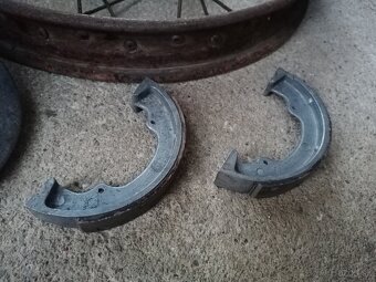 Predám koleso na Jawa 555, 05 pionier - 5