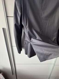 Pánsky sivý oblek - 5