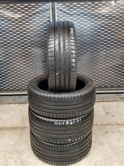 Dvojrozmer Kumho 245/45 R20 275/40 R20 Letné pneu - 5