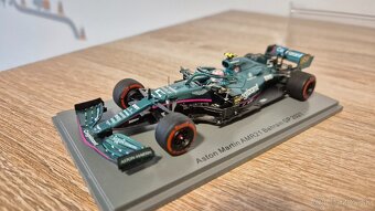 Model F1 Aston Martin AMR21 #5 Vettel 1:43 - 5