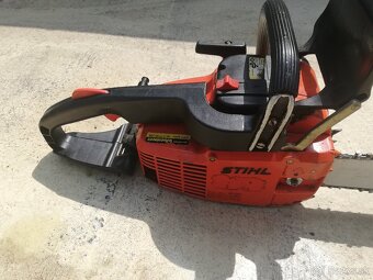 Motorová píla Stihl 011 AV - 5