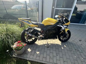 Yamaha R6 2004 - 5