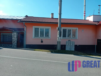 KROMPACHY- rodinný dom (10izieb)+ 3 garáže na PREDAJ - 5