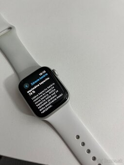 Apple watch SE 40MM (2020) - 5
