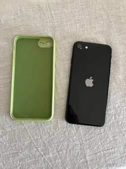 iPhone SE 2022 - 5
