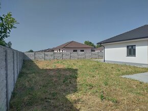Úplne nový 4 izbový bungalov v Hviezdoslavove na predaj. - 5