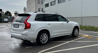 Volvo XC90 D5 AT AWD Momentum 7 miestne - 5
