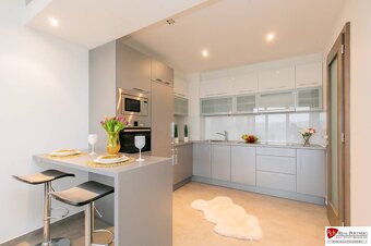 Prenájom 2 izbový byt, 77 m2, Eurovea, Pribinova ul, Staré m - 5