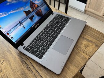 Asus/Notebook/i7/8GB RAM/1TB SSHD/2x Grafická karta 2GB - 5