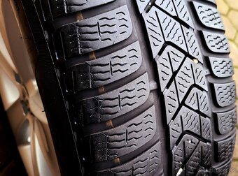 alu R17 5x112 orig. VW + zimné pneu 215/55, Passat + Superb - 5