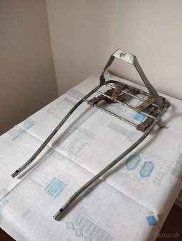 Prodám univerzální originální nosič na motocykl Jawa ČZ - 5