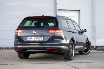 Volkswagen Passat Variant 2.0 TDI 2018 manuál - 5